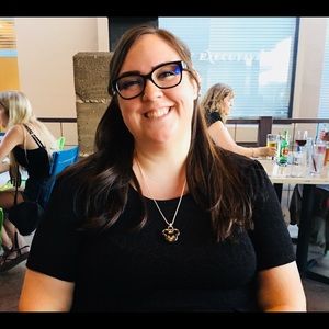 Meet your Posher, Sierra